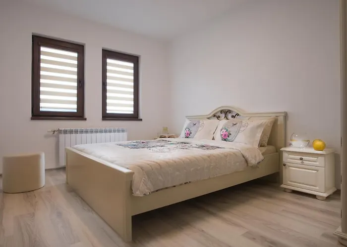 וילה алекс *